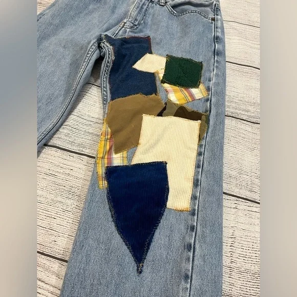 Vintage Levi’s 505 Upcycled Patchwork Distressed Denim Jeans Size 34 - Picture 3 of 15